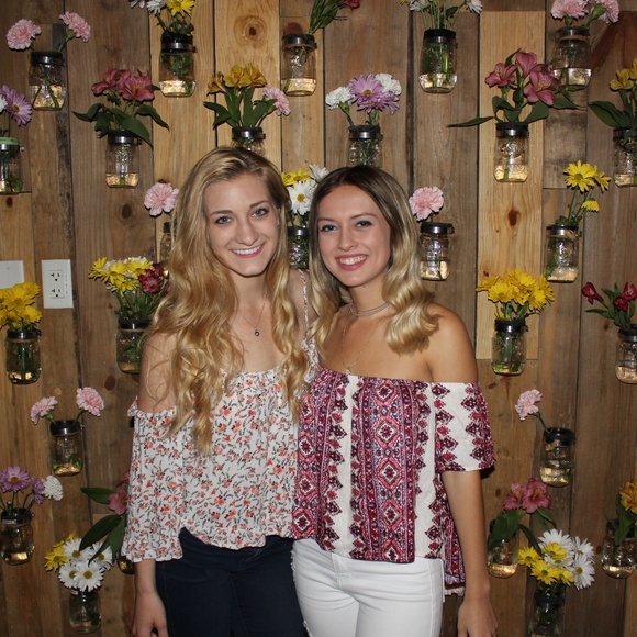 Billabong Off The Shoulder Top - Picture 3 of 4